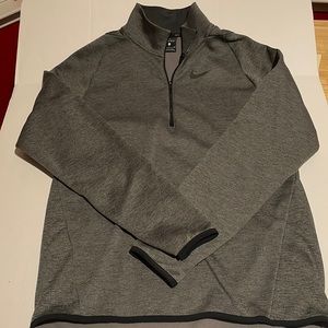 Mens Small Nike Dri-Fit pullover